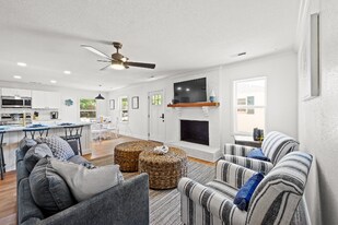 405 11th St in Myrtle Beach, SC - Building Photo