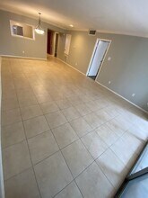 2210 Dorrington St in Houston, TX - Building Photo - Building Photo