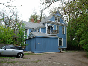 800 W Huron St in Ann Arbor, MI - Building Photo - Building Photo