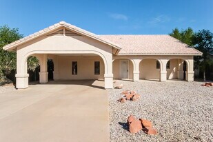 6524 E Arbor Ave in Mesa, AZ - Building Photo
