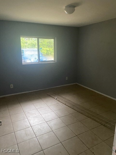 property at 2109 Eloise Cir