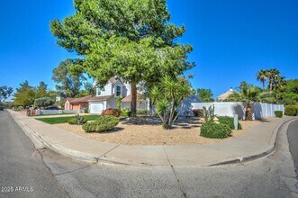4834 E Hillery Dr in Scottsdale, AZ - Building Photo - Building Photo