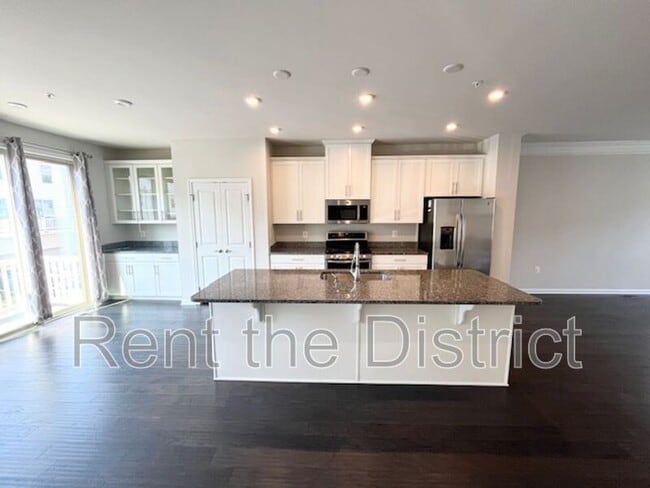 3633 Jamison St NE in Washington, DC - Building Photo - Building Photo
