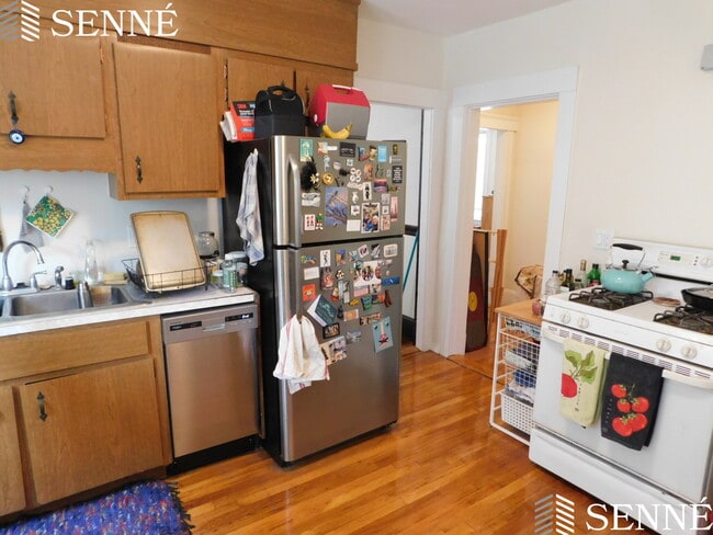 142 Dudley St, Unit 142 Dudley St
