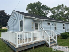 266 Hollingsworth Manor in Elkton, MD - Building Photo