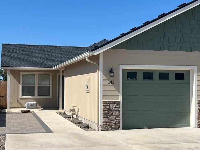 property at 141-143 Northridge Terrace