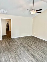 164 Clayton James Rd in Jacksonville, NC - Building Photo