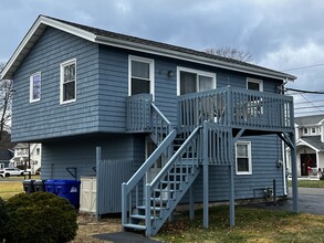 13 Indian Neck Ave, Unit 13 Indian Neck in Branford, CT - Foto de edificio - Building Photo