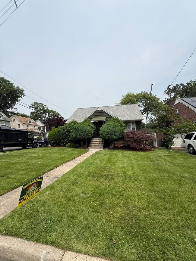 property at 398 W 4th Ave