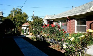 Elysian Gardens in Portland, OR - Building Photo - Building Photo