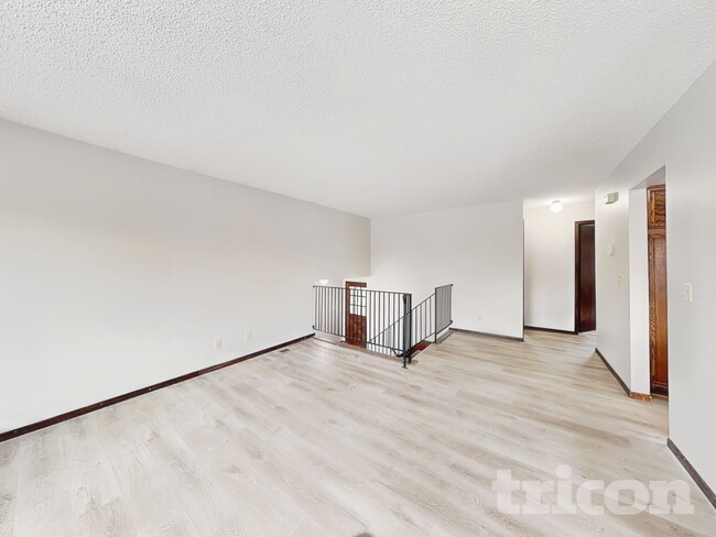 3401 75th Ave N in Minneapolis, MN - Building Photo - Building Photo