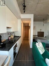 625-629 King St W in Toronto, ON - Building Photo - Building Photo