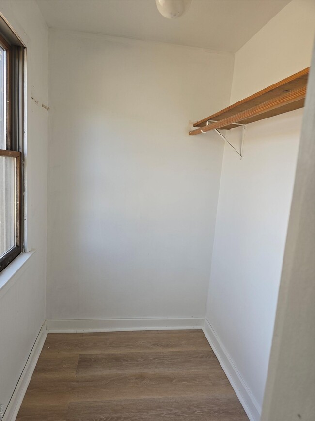 29 Hackensack Rd in Mastic Beach, NY - Building Photo - Building Photo