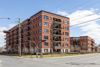 4700 Henri-Bourassa Boul O in Montréal, QC - Building Photo - Building Photo