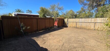 5739 1st St in Tucson, AZ - Building Photo - Building Photo
