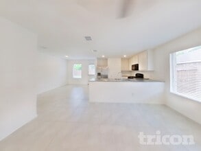 1508 Clairborne Ct in Little Elm, TX - Foto de edificio - Building Photo