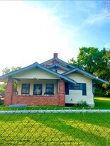 3021 Procter St in Port Arthur, TX - Building Photo
