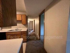 1516 Warren St in Mankato, MN - Building Photo - Building Photo