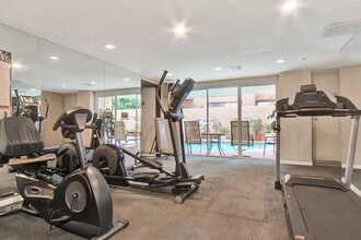 5224 Zelzah Ave-Unit -N/A in Los Angeles, CA - Building Photo - Building Photo