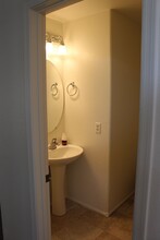 8420 S 50th Dr in Phoenix, AZ - Foto de edificio - Building Photo