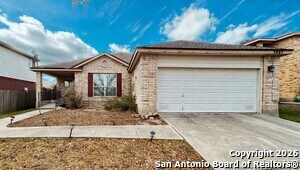 5007 Wood Glen Dr in San Antonio, TX - Building Photo