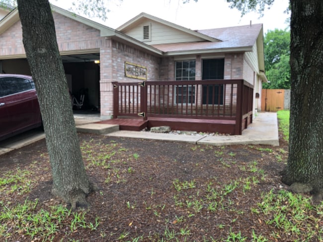 property at 1613 Sir Thopas Trail