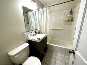 61 Algonquin Rd, Unit 61 in Chestnut Hill, MA - Foto de edificio - Building Photo