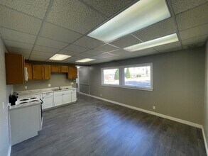 Highland Apartments in West Lafayette, IN - Building Photo - Interior Photo