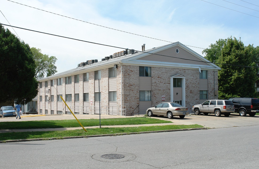 Davenport Apartments in Omaha, NE - Building Photo