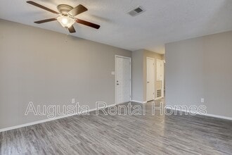 2573 1/2 Tobacco Rd in Hephzibah, GA - Building Photo - Building Photo