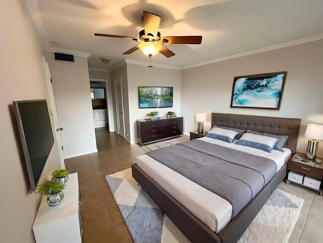 2223 Park Ln in Hollywood, FL - Building Photo - Building Photo