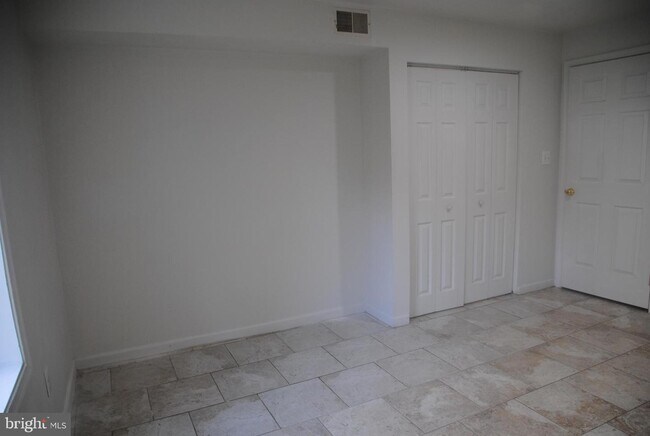 17680 Avenel Ln in Dumfries, VA - Building Photo - Building Photo