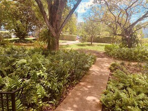 5605 SW 80th St in Miami, FL - Building Photo - Building Photo