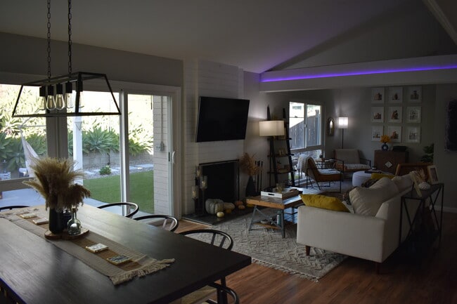 6671 Jackson Dr in San Diego, CA - Building Photo - Building Photo