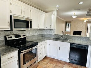 4067 N Course Dr in Charlotte, NC - Building Photo - Building Photo