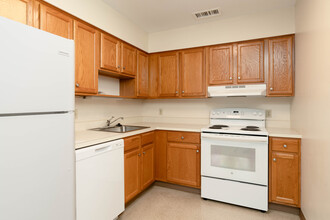 Crockett Fields Senior Apartments (62+) in Manchester, CT - Building Photo - Interior Photo