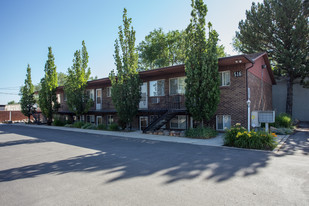 516 W Fern Dr Apartments