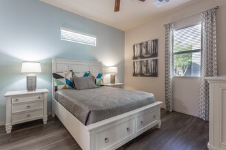 Palm Valley Villas in Goodyear, AZ - Building Photo - Interior Photo