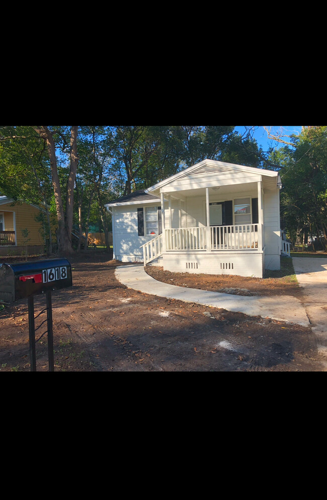 1618 Elberta Dr in Tallahassee, FL - Building Photo - Building Photo