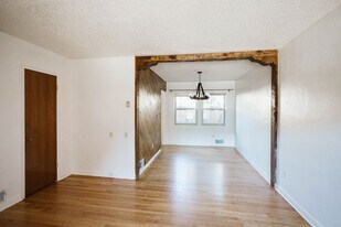 1405 San Carlos Rd SW in Albuquerque, NM - Building Photo