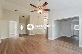 304 Sir Lawrence Dr in Sanford, FL - Building Photo - Building Photo