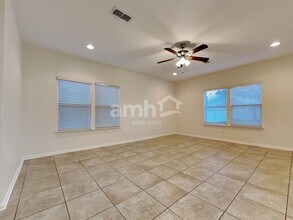 917 Glendale Ln in Orange Park, FL - Building Photo - Building Photo