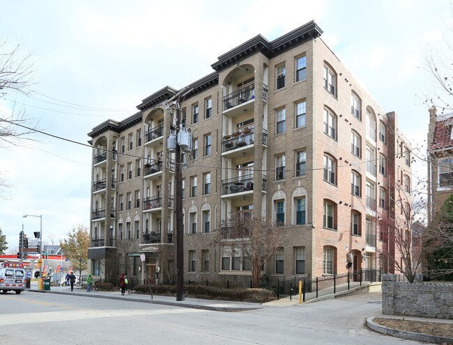 The Monterey Condominiums in Washington, DC - Building Photo - Building Photo