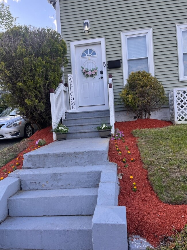 property at 51 Myrtle St
