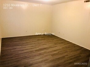 1210 Manning St, Unit Unit 7 in Eden, NC - Foto de edificio - Building Photo