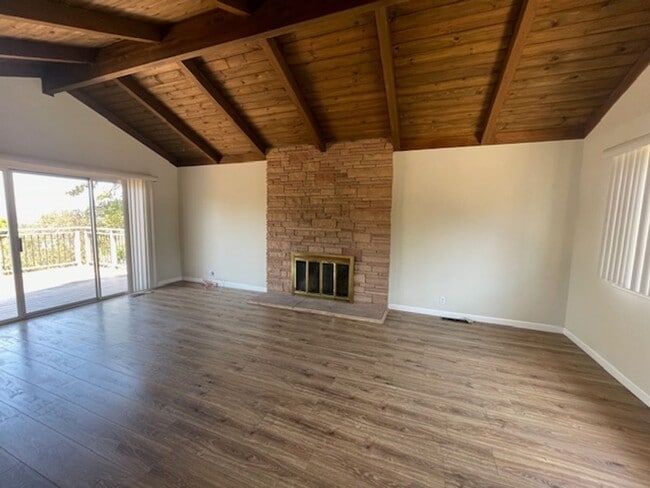 27 Whitman Ct in San Carlos, CA - Building Photo - Building Photo