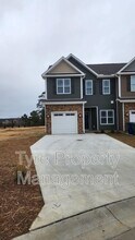 1815 Fox Den Way in Greenville, NC - Building Photo - Building Photo