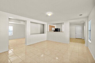 12207 Windsor Bay Ct in Tomball, TX - Building Photo - Building Photo