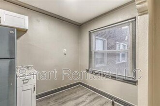 807 Clara Ave in St. Louis, MO - Building Photo - Building Photo