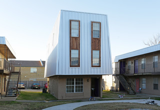 The Polo Club in Denton, TX - Building Photo - Building Photo